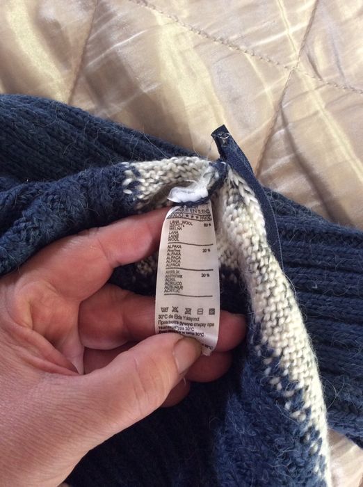 Свитер, джемпер модный шерстяной фирменный на девочку, девушку (шерст