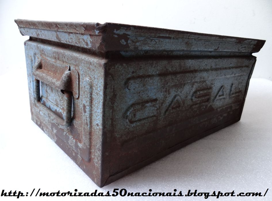Caixa de Metal da Metalurgia Casal