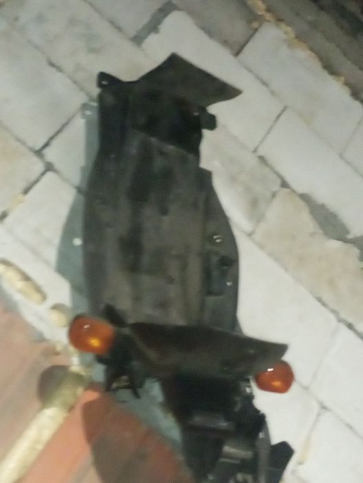 Części cagiva Raptor 650 lagi amortyzator zaciski wydech chłodnica itp
