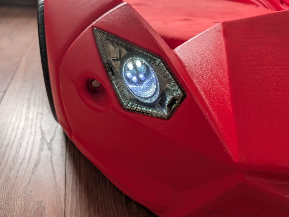 Łóżko Samochód Auto 70x160 Czerwone + Materac + Światła LED