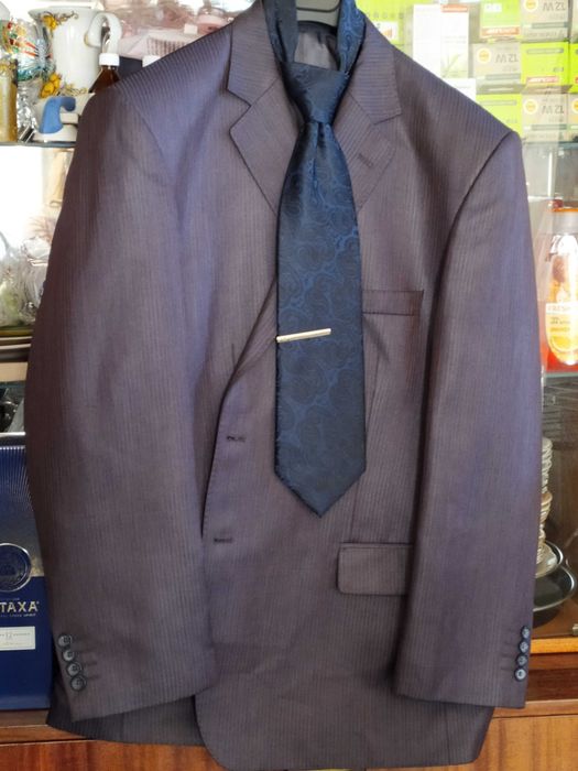 Костюм чоловічий фірмовий Uomo Ramon Castelli в прекрасному стані.