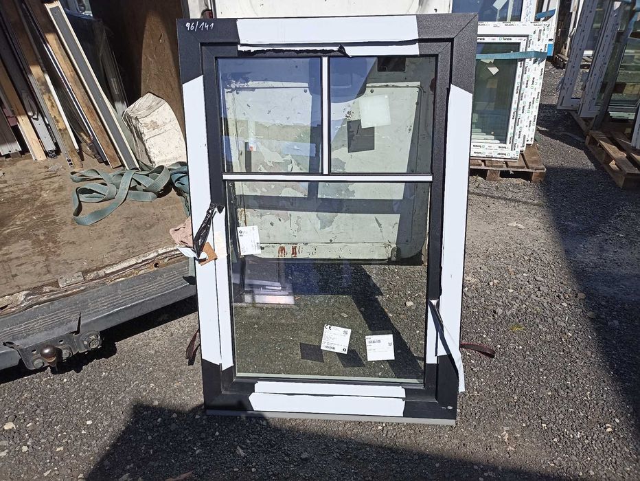 Okno pcv 106/142 czarne