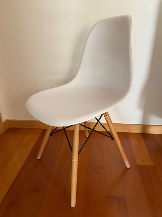 Cadeiras modernas - conjunto