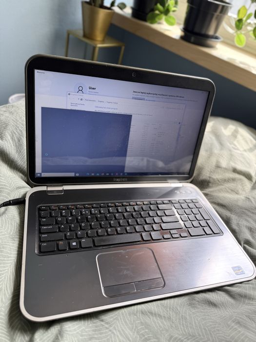 laptop dell inspiron