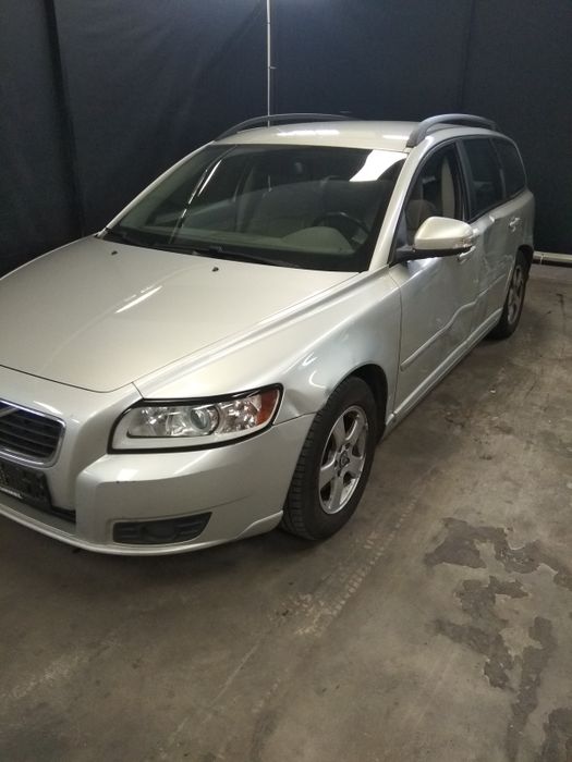 Para peças VOLVO V50 (MW)