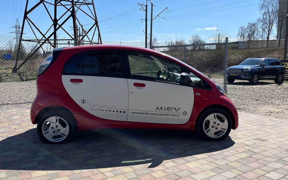 Mitsubishi i-MiEV 2010