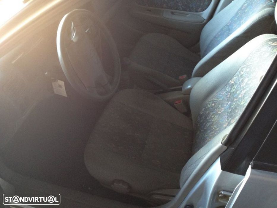 Toyota Corolla 1.3 xli de 1998 para peças