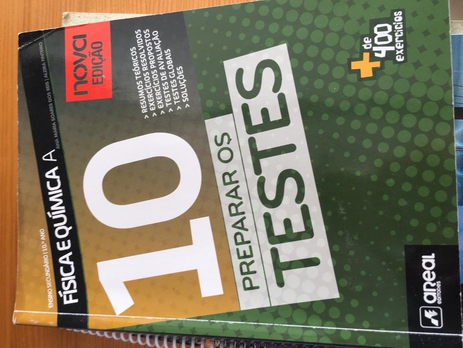 Livros / Exame de Matemática, Fisica & Quimica e Biologia 10º,11º e 12