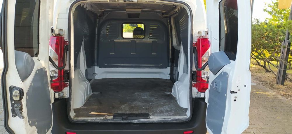 Citroen jumpy 1.6 HDi klima niski przebieg tani samochód bus na budowe do pracy wół roboczy