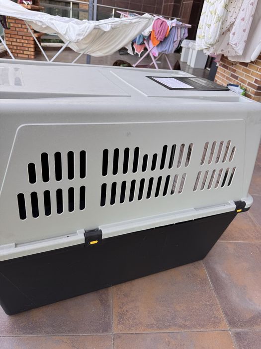 Caixa de Transporte para Cão Ferplast Atlas Professional 70 IATA