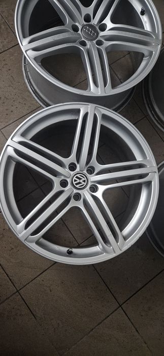 20" 5x112 Alufelgi Felgi wz. Pompei Srebrne Audi, VW, Seat, BMW R20