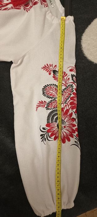 Вишиванка на дівчинку