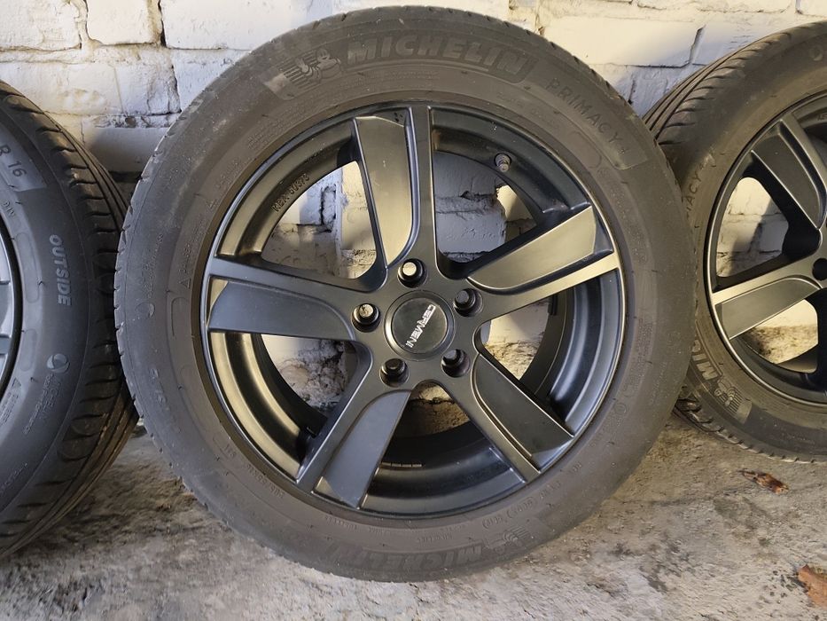 Sprzedam felgi aluminiowe 16"