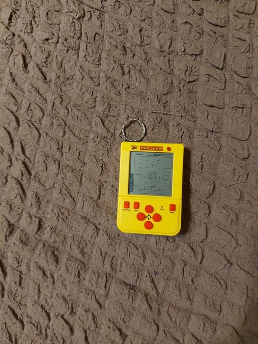 Портативна міні-ігрова консоль Pac-Man,
