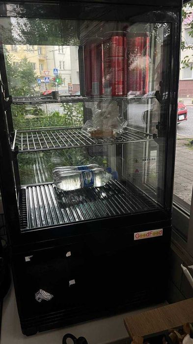 Холодильна вітрина GoodFood 58