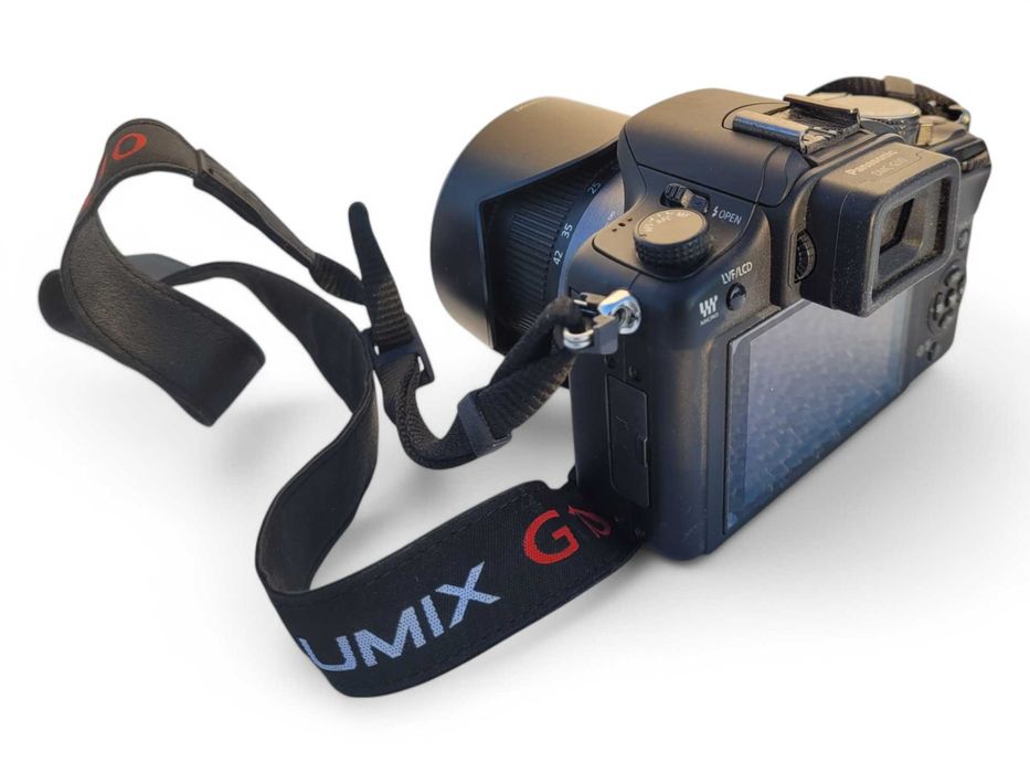 Aparat Lumix Panasonic DMC G10 + Torba, Aku, Karta SD + 14-42 mm