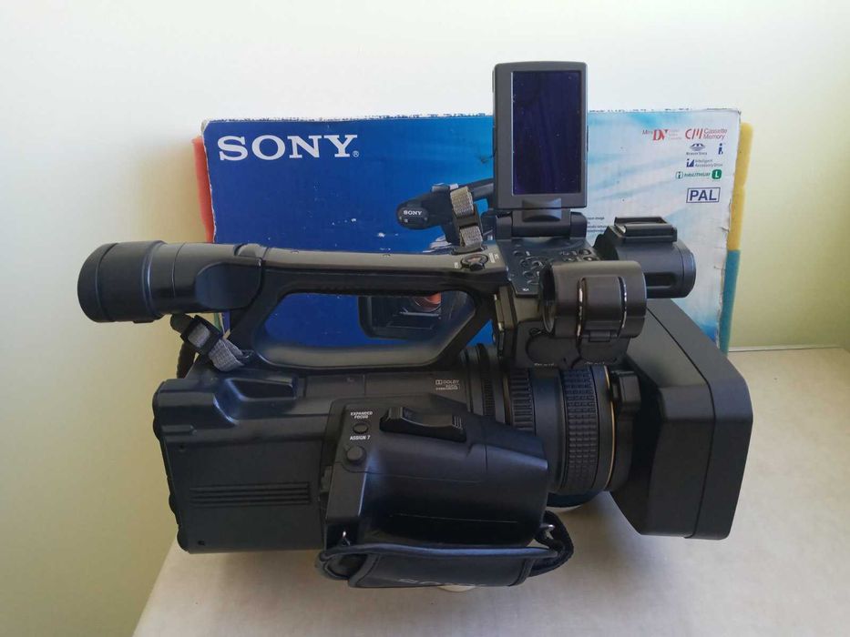 Відеокамера SONY_ HDR-AX2000E