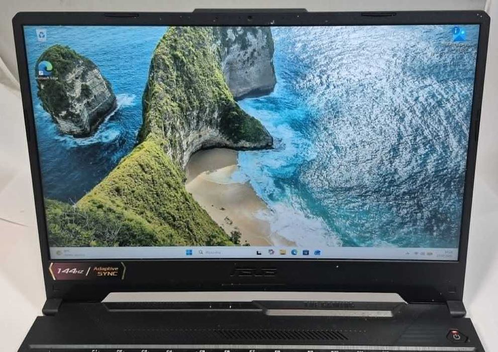 laptop Asus FA506NC-HN016 + ładowarka