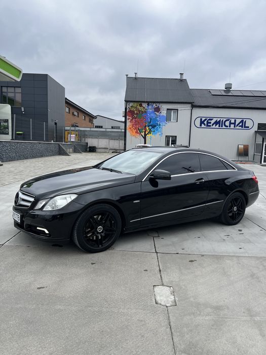 Mercedes-Benz E-Class Coupe