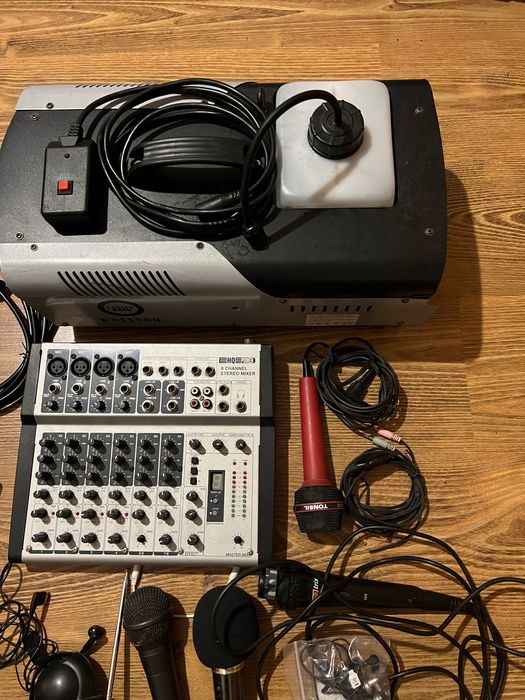 DJ zestaw - dymiarka, mikrofony, kable, inne
