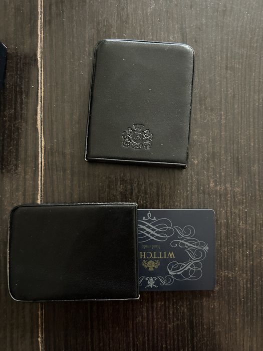 Skórzane etui na wizytowki marki Witchen