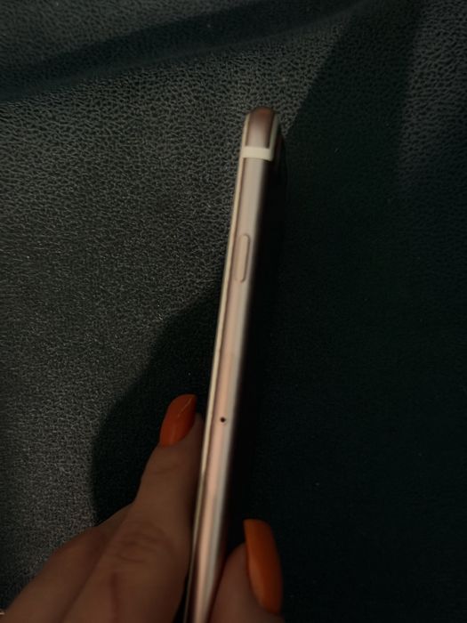 Apple iPhone 7 /8 під ремонт або на запчастини