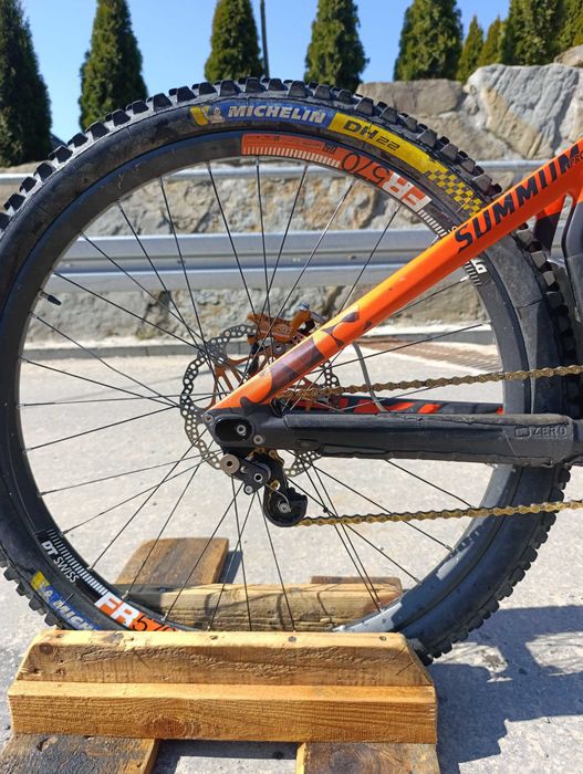 Mondraker summum carbon pro 2016