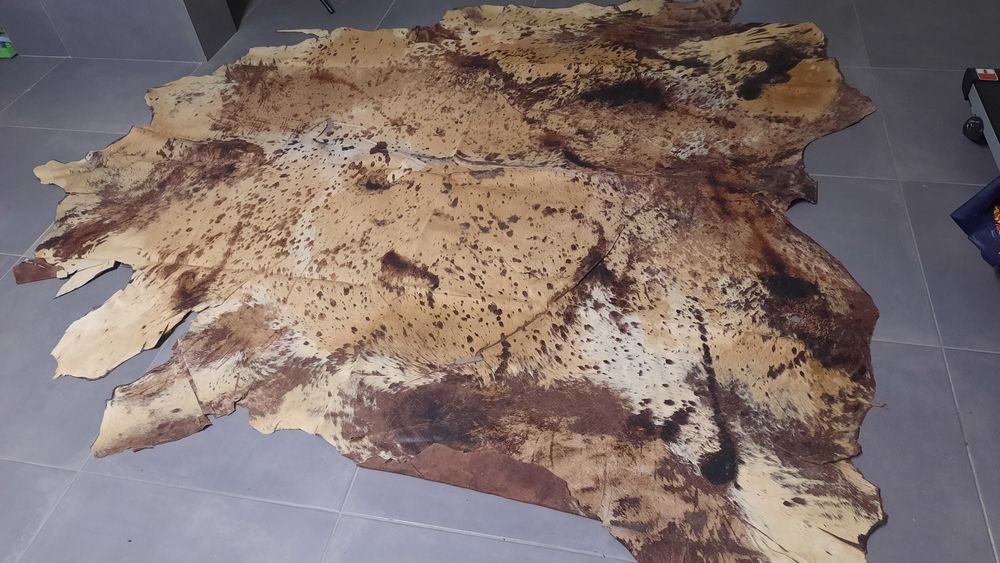 Tapete em pele de vaca natural- novo preço