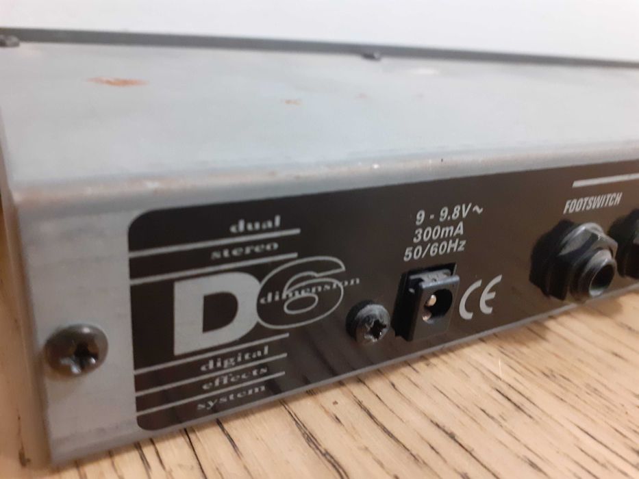 Cyfrowy procesor efektów DOD D6