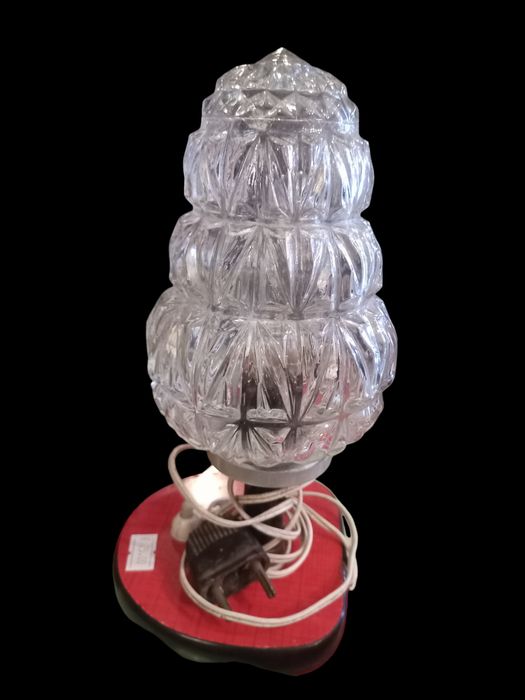 Candeeiro de mesa vintage com base em madeira