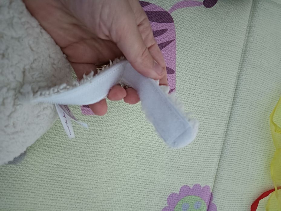 Pelucia Ovelha Ewan ruido branco
