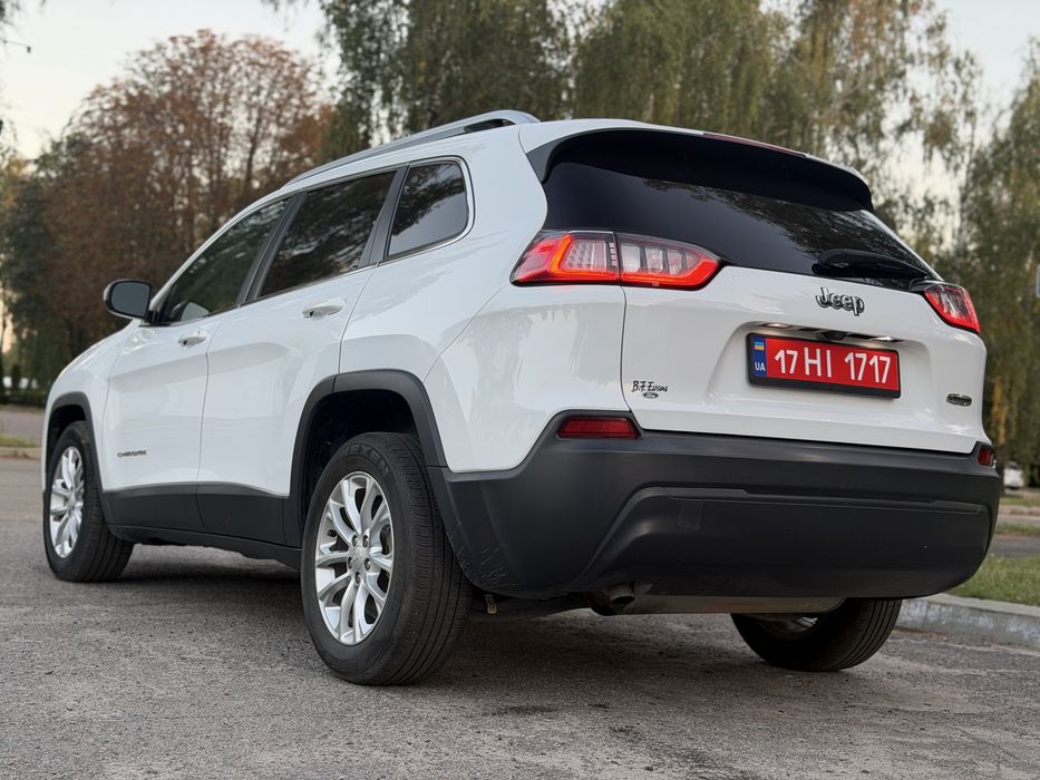 Продам Jeep Cherokee
