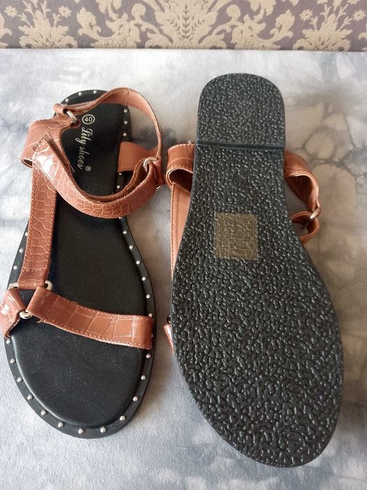 sandałki 40 motyw wężowy