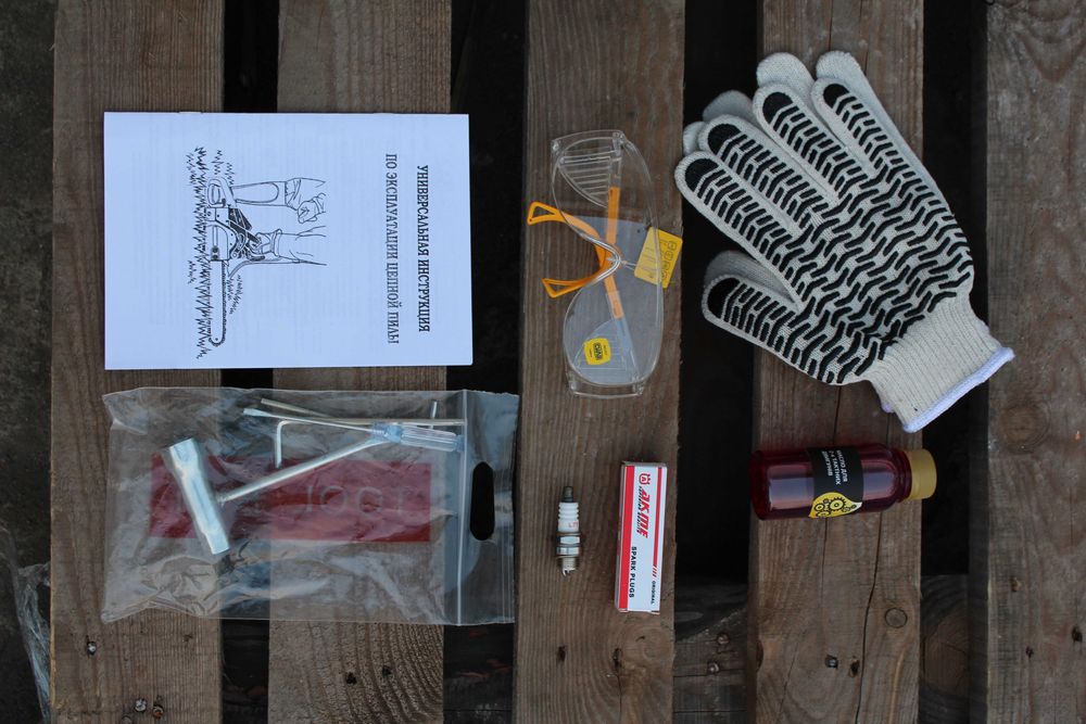 Бензопила Bosch BP 210 потужний надійний інструмент. Німець.