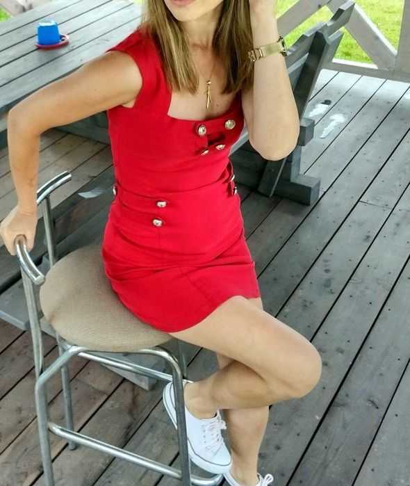 Mini sukienka dzianinowa, letnia, dopasowana, czerwień, S