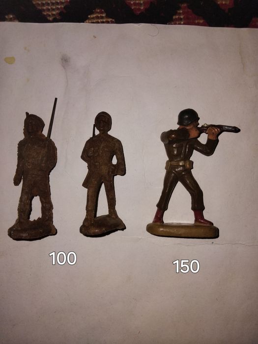 Солдатики.  масса