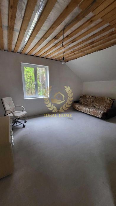 Продам будинок 3 кімн, 176.3/50.6/40 м², 5 соток, Погреби