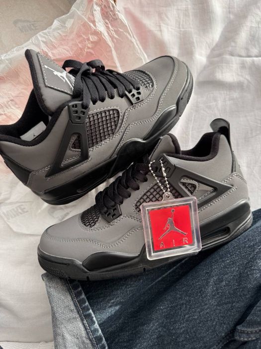 Жіночі кросівки AIR JORDAN RETRO 4 x CACTUS JACK аір джордан сірі