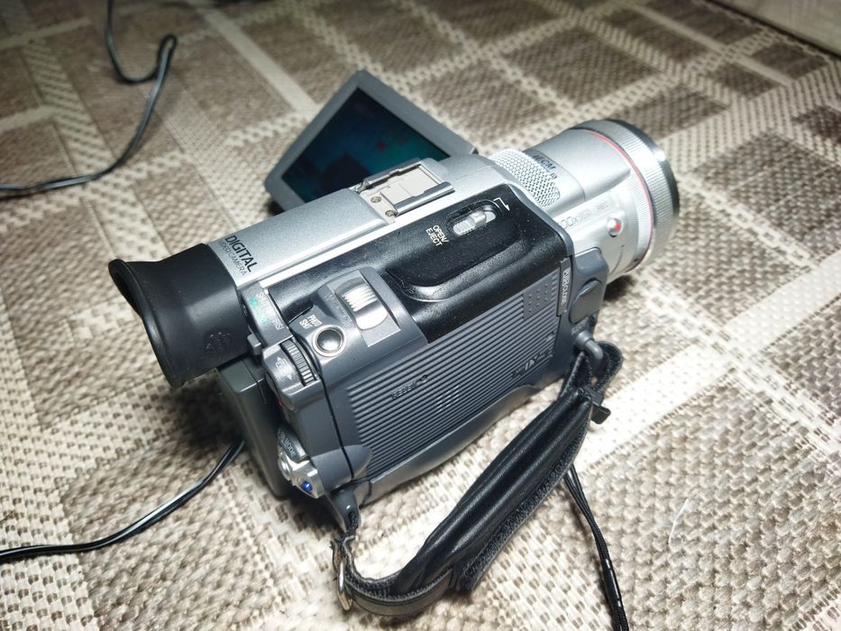 Відеокамера Panasonic MX-500 SD + DV
