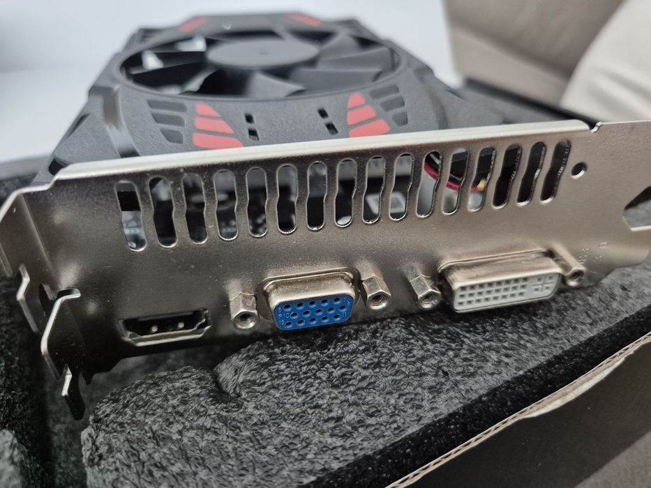 Placa de Vídeo NVIDIA GeForce GT 730 com 4GB de memória