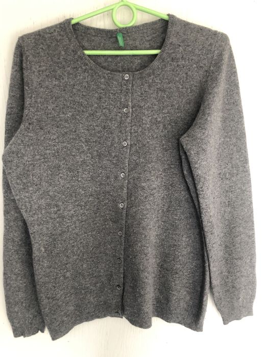 Szary welniany swetrek kardigan uniwersalny w bdb stanie benetton ciep