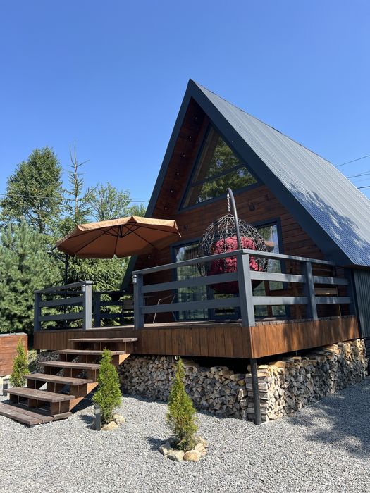 Оренда котедж з чаном в Карпатах у стилі А-фрейм