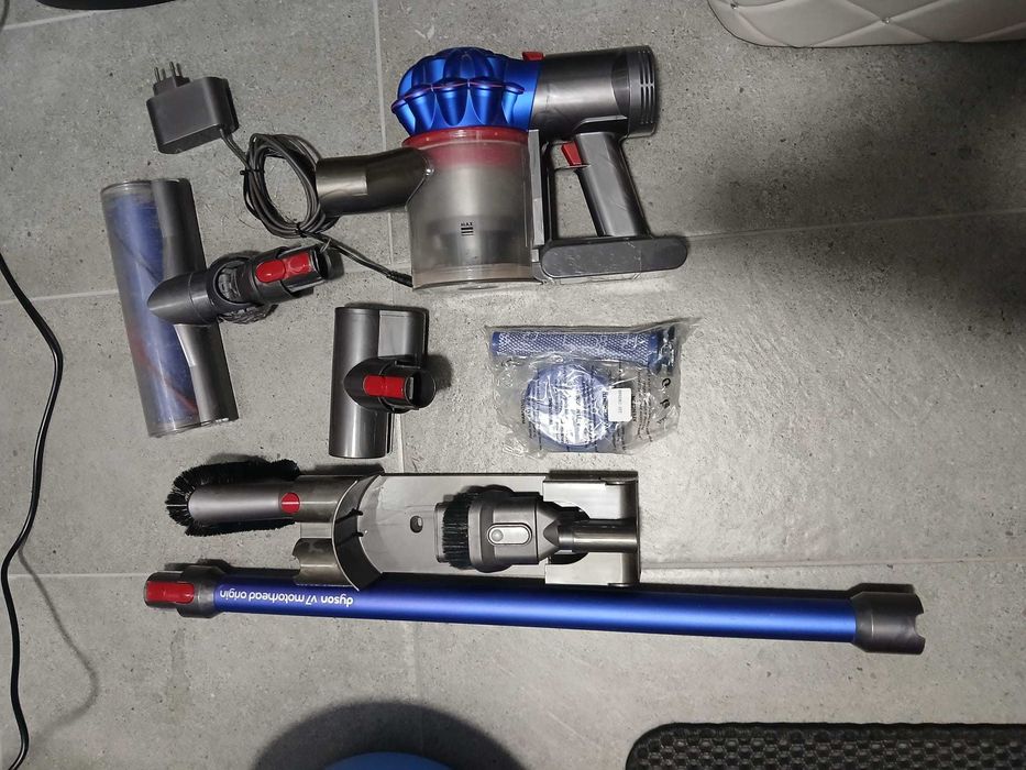 Dyson V7 duży zestaw bateria 100%