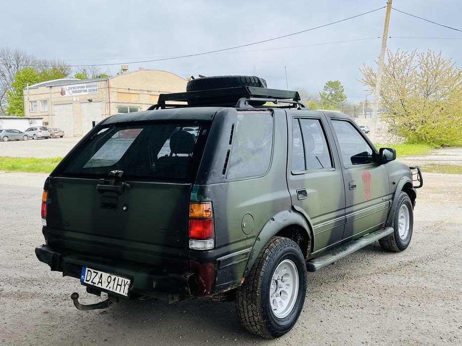 Продам Opel Fronera 2,3 TDI