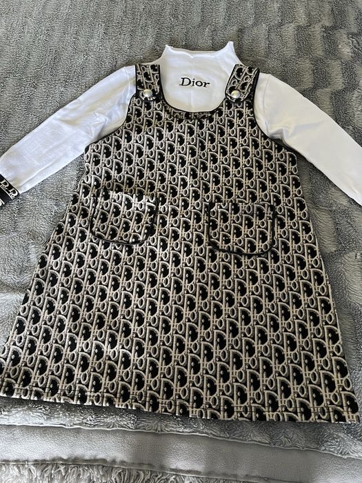 Красивый сарафан и гольф Dior