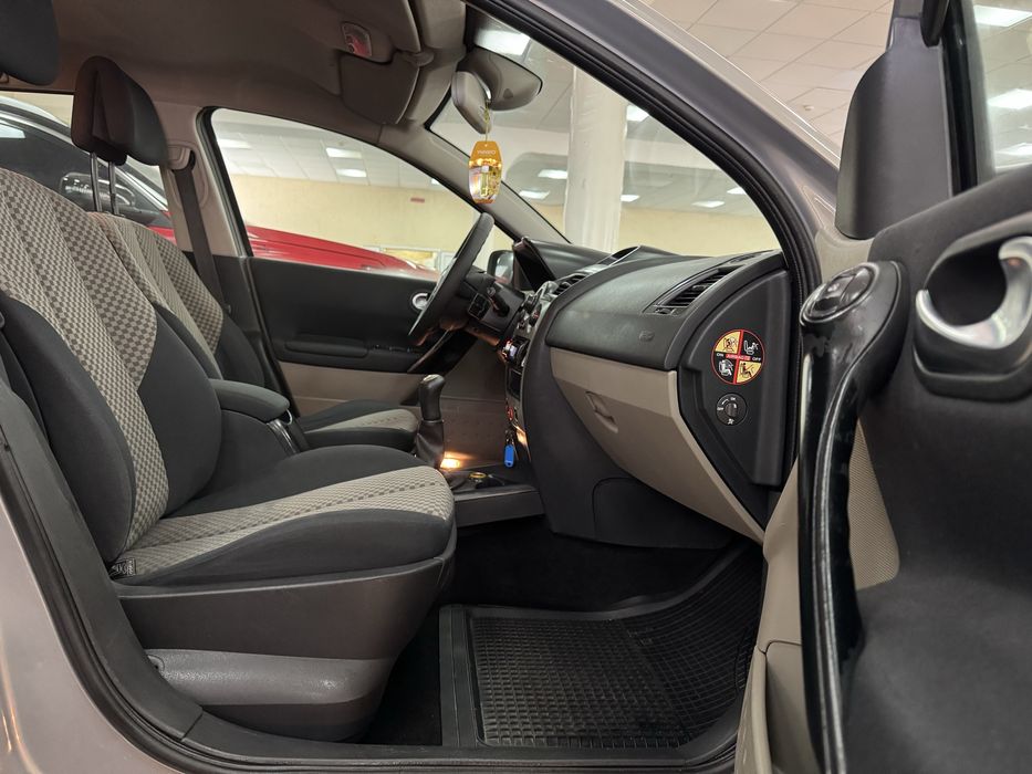 Renault Megane II Grandtour 1.6і 16V 5МКПП 2004 р.в. (113 к.с.)