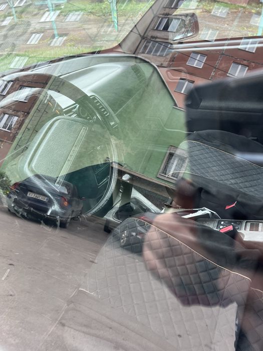 ВАЗ            21112.