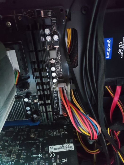 PC składak używany z dużą ilością RAM