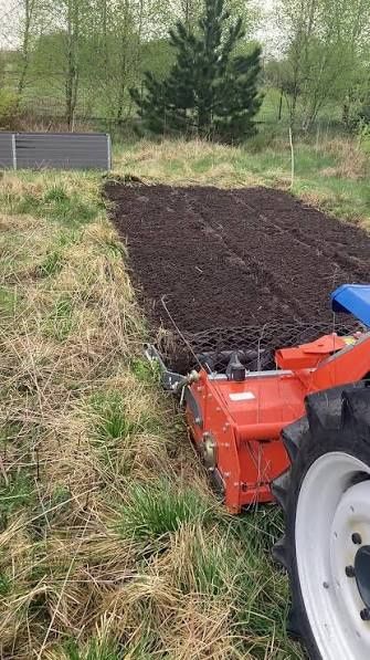 Usługi glebogryzarka separacyjną z mini traktorem