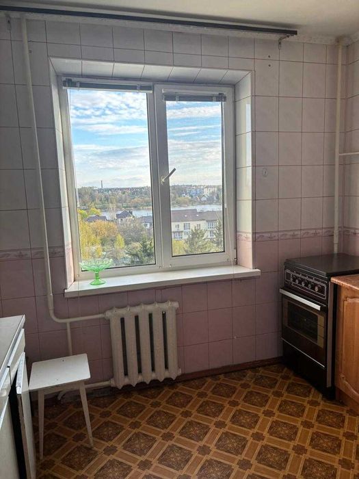 (8) Продам 1-но кімнатну квартиру на Вишеньці 9726